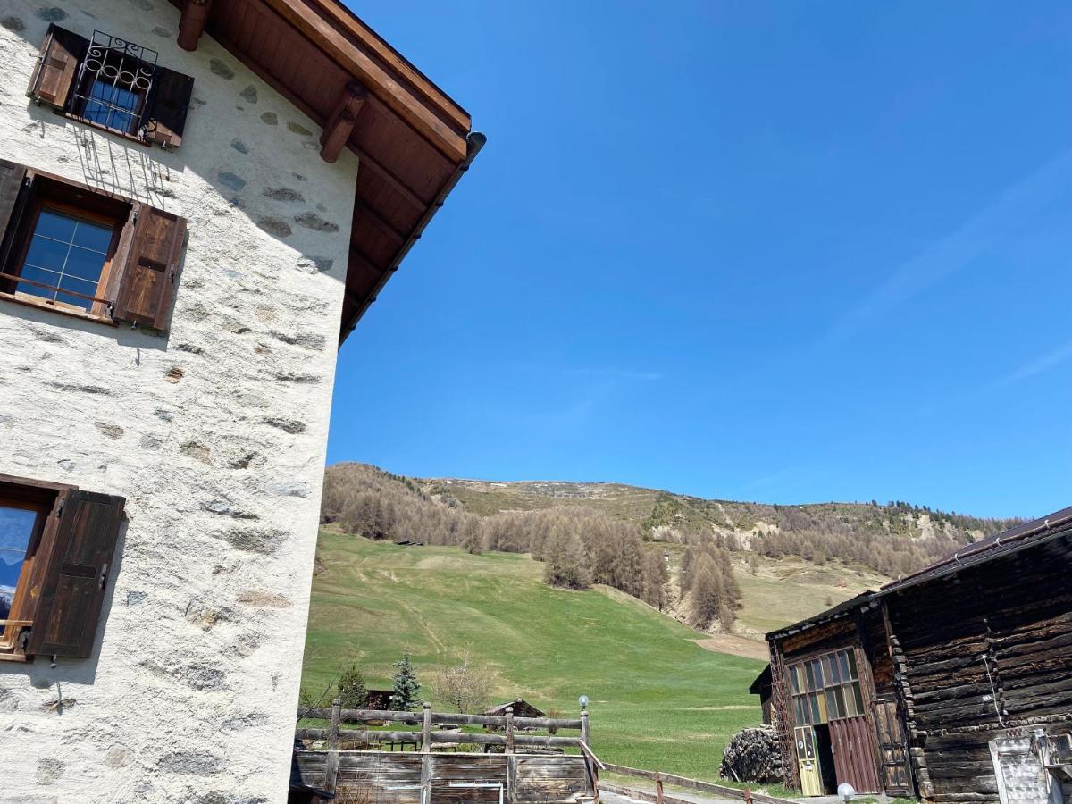 Mountain Chalet Milly Livigno Bagian luar foto