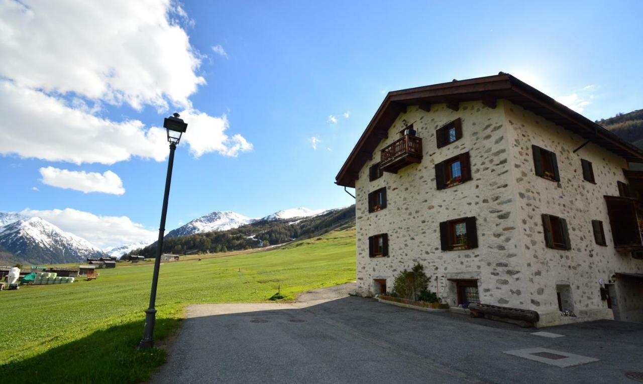 Mountain Chalet Milly Livigno Bagian luar foto