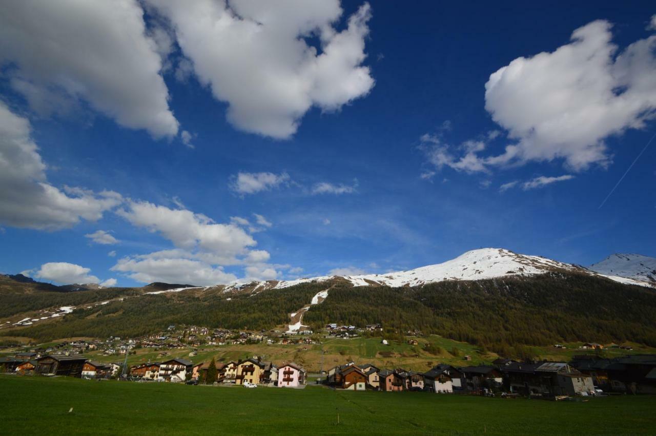 Mountain Chalet Milly Livigno Bagian luar foto