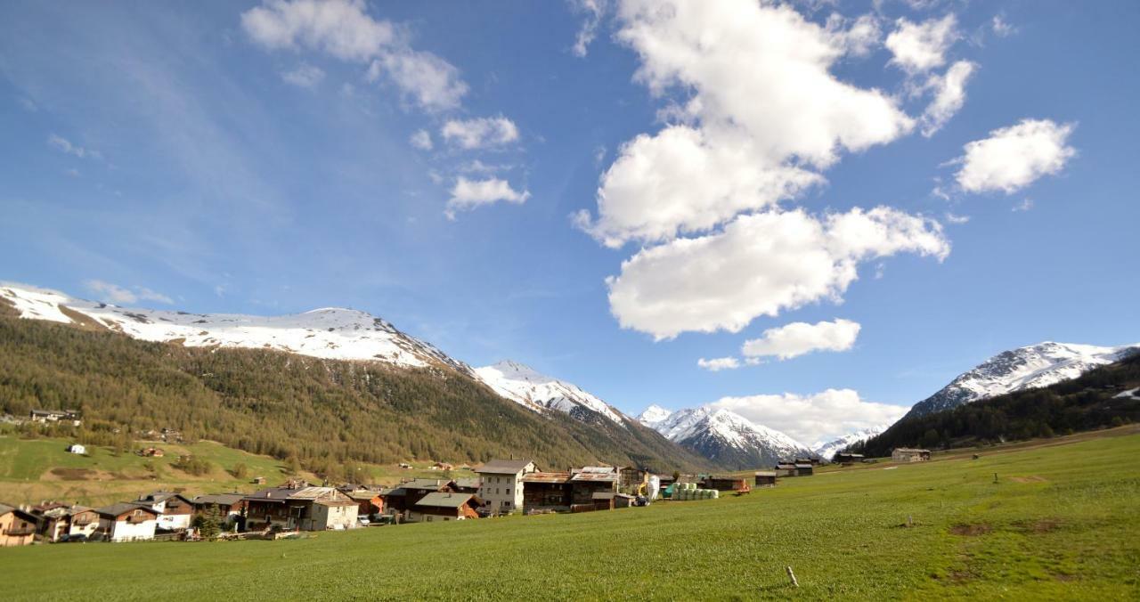 Mountain Chalet Milly Livigno Bagian luar foto